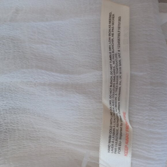 Free People Top Embroidered V Neckline  Beaded Detail Chiffon Top Size Medium - Picture 8 of 12